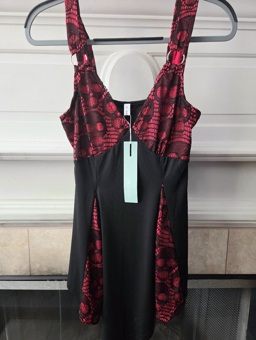 NWT Black Red Skull Lace High Low Flared Tank Top Goth Size M